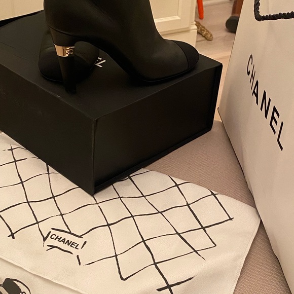 Chanel ankle boots Only worn couple of times like new. Ask any questions - Picture 11 of 12